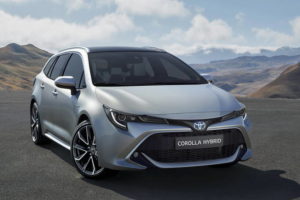 toyota-corolla-touring-sports-2018-09_2