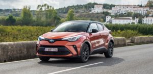 Nuovo-Toyota-C-HR-2020-ibrido noleggio lungo termine