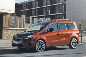 renault-kangoo-noleggio a lungo termine economico